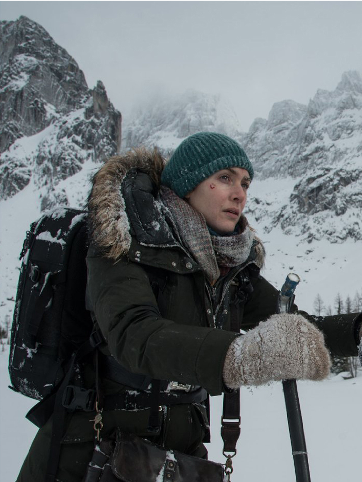 Kate Winslet The Mountain Between Jacket
