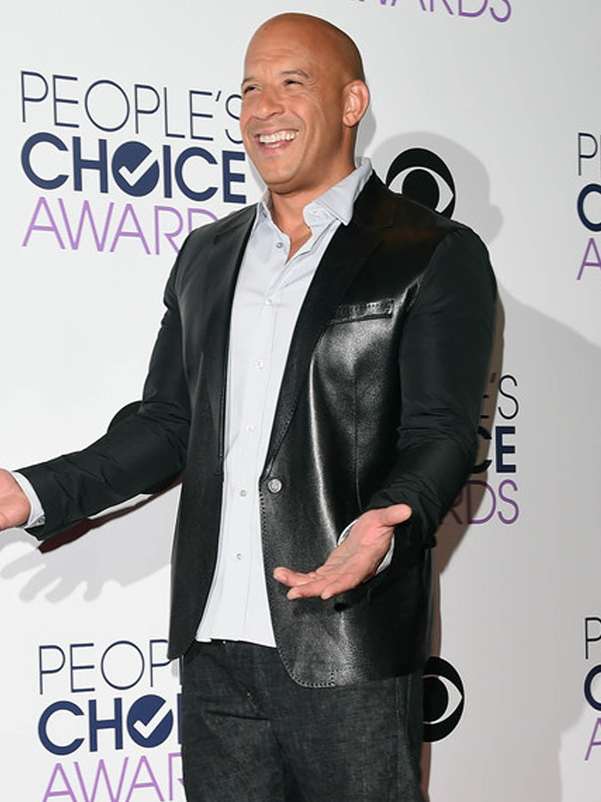 People's Choice Awards 2016 - Roaming Show Jacket